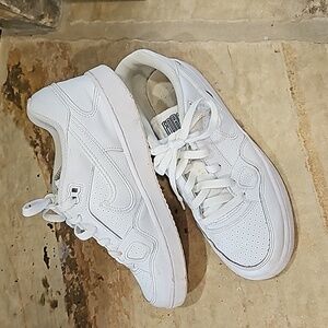 Nike Air Force White Leather Shoes 7Y